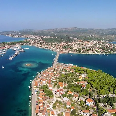With A Parking Space - 7515 Apartmán Rogoznica (Sibenik-Knin)